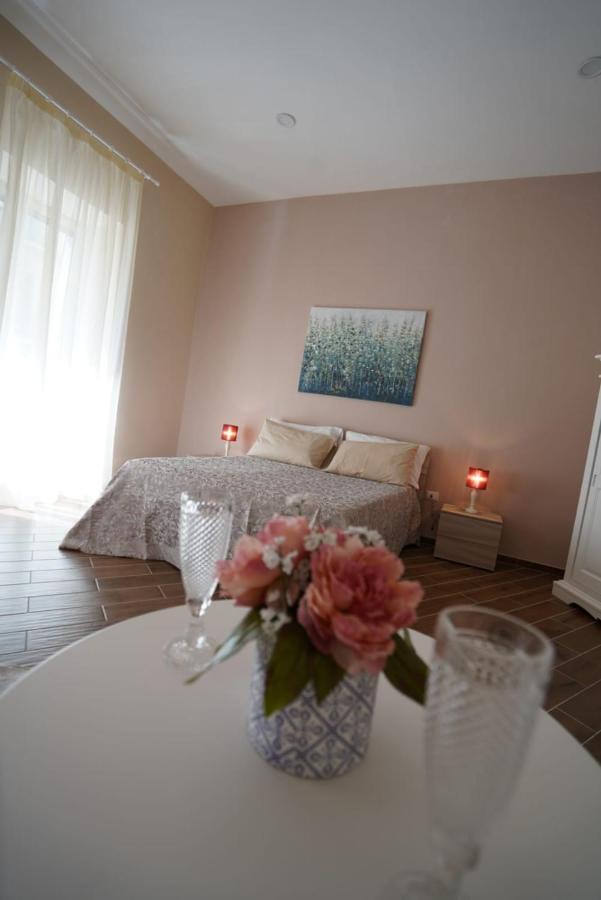 نابولي La Mimosa B&B المظهر الخارجي الصورة